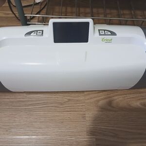 Cricut expression